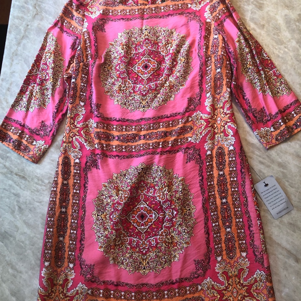 Laundry (Nordstrom) woman’s size 8 pink/orange long sleeve dress. New with tags.